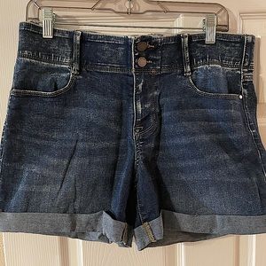 Apt 9 Tummy Control Jean Shorts 4.5” inseam - Size 12
